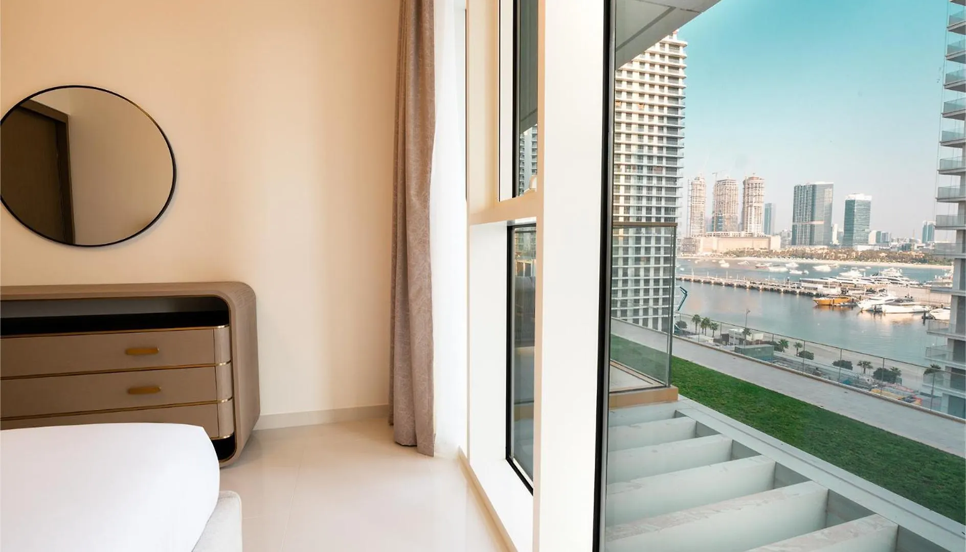 Easygo- Luxury 1Bdr With Beach Access- Emaar Beach Front Dubai