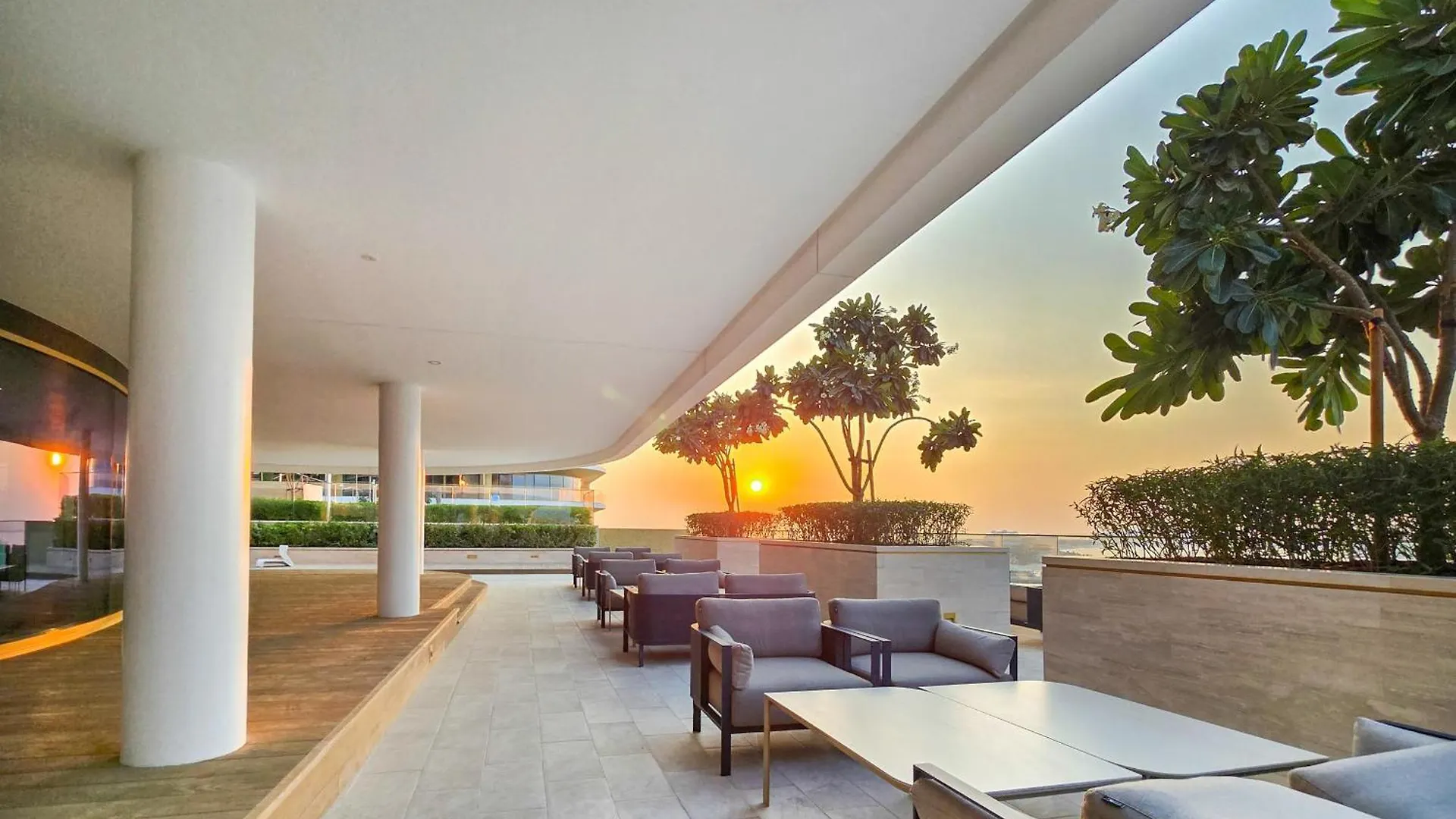 Easygo- Luxury 1Bdr With Beach Access- Emaar Beach Front Dubai