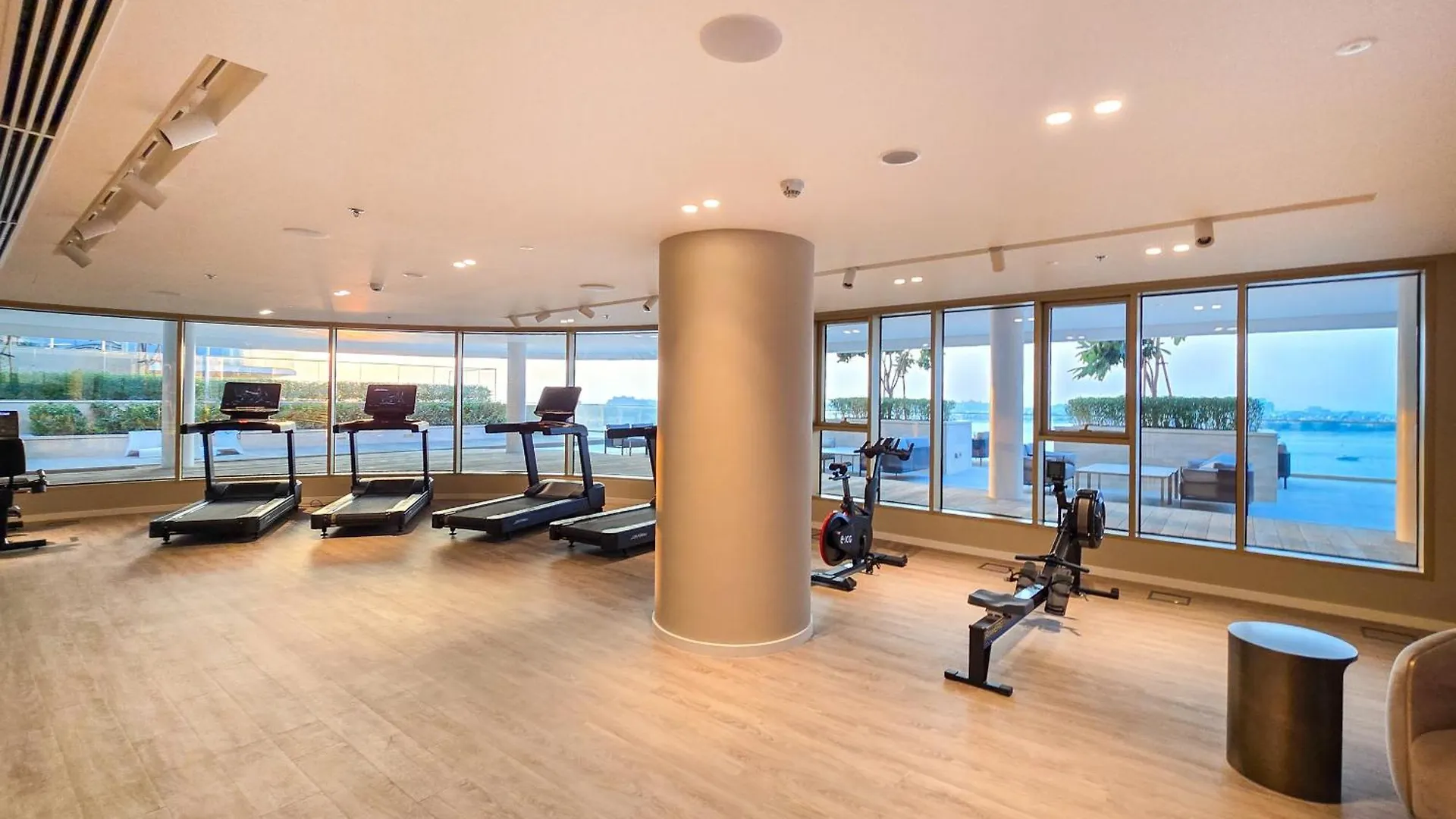 Easygo- Luxury 1Bdr With Beach Access- Emaar Beach Front Dubai