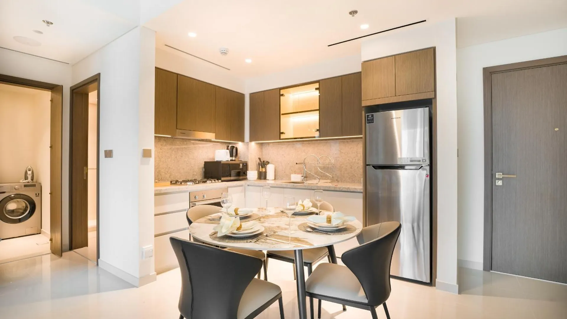 Easygo- Luxury 1Bdr With Beach Access- Emaar Beach Front Dubai
